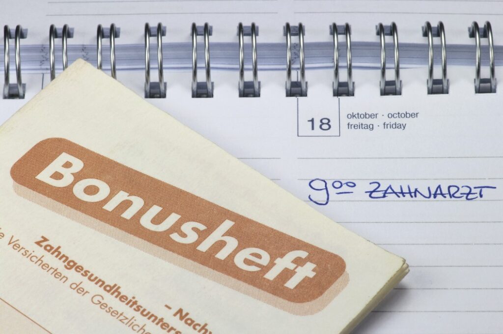 Termineintrag 'Zahnarzt' im Kalender mit Bonusheft
